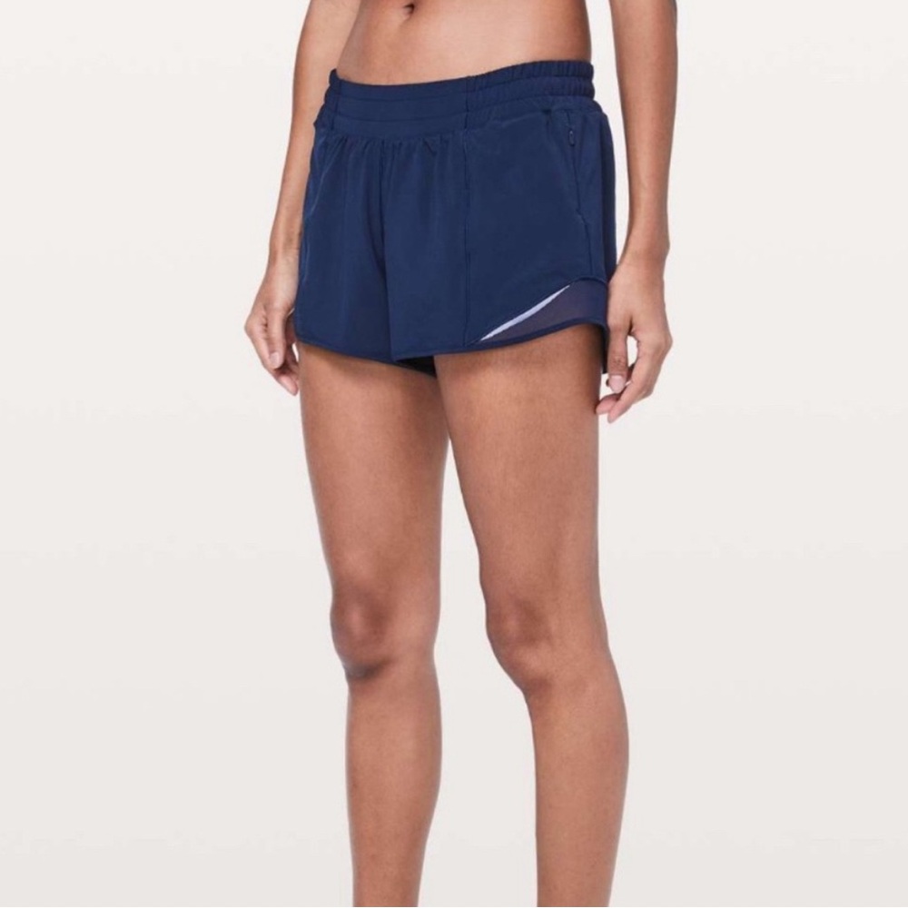 Hotty Hot Low-Rise Lined Shorts 4”